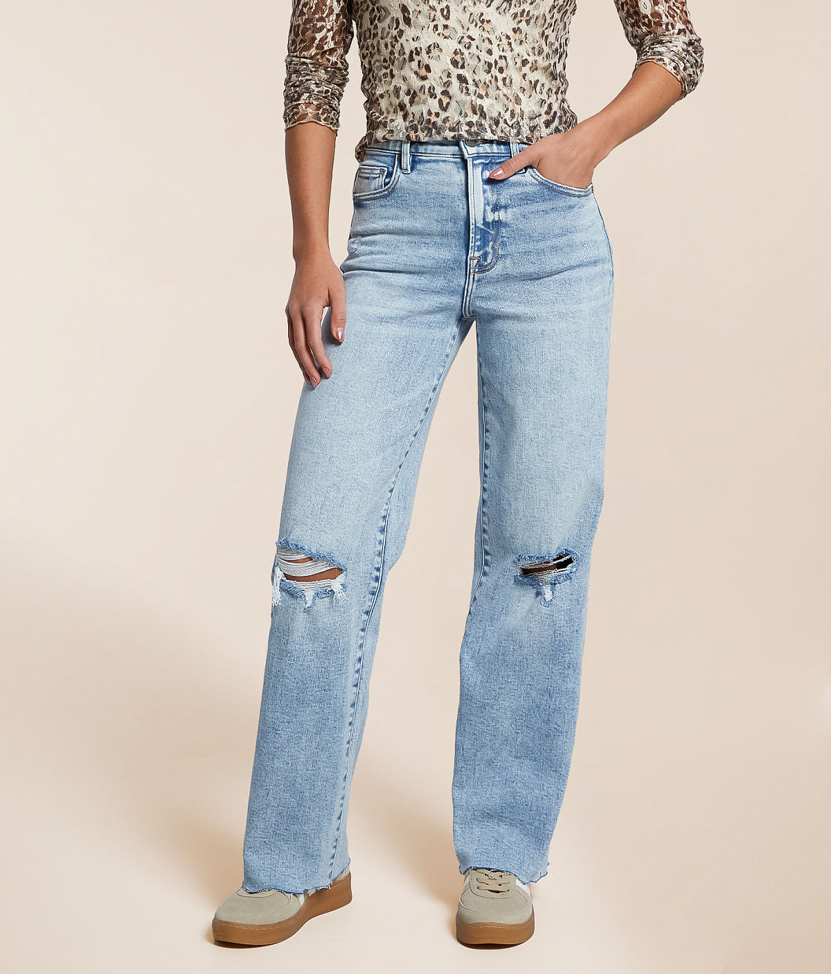 HIDDEN Logan Dad Stretch Jean — Medium by Buckle
