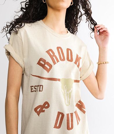 Goodie Two Sleeves Brooks &amp; Dunn Band T-Shirt MISC_DETAIL_1