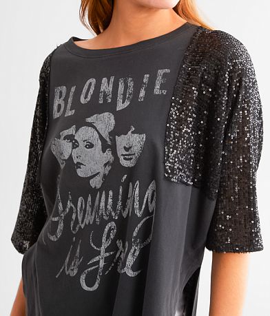 Goodie Two Sleeves Blondie Dreaming Is Free Band T-Shirt MISC_DETAIL_1