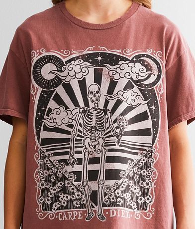 Goodie Two Sleeves Carpe Diem T-Shirt MISC_DETAIL_1