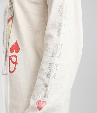 Goodie Two Sleeves Queen Of Hearts T-Shirt MISC_DETAIL_1