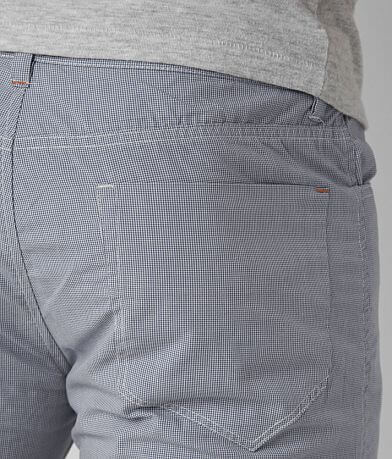 Howe Hands Down Reversible Stretch Short BACK_POCKET