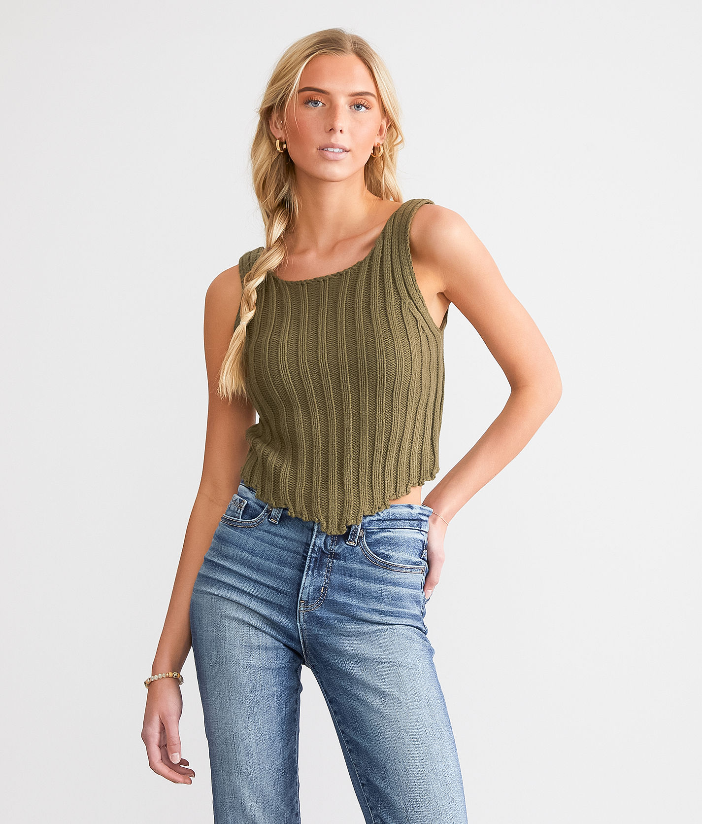 Gilded Intent Chunky Ribbed Sweater Tank Top Women s Tank Tops in Olive Buckle