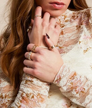 boutique by BKE 6 Pack Glam Ring Set MISC_DETAIL_1