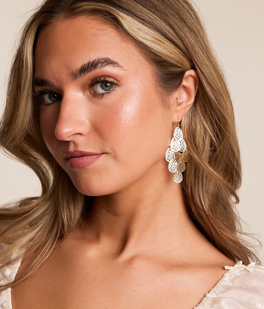 Filigree Chandelier Earring - thumbnail 3