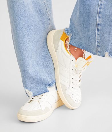 Gola&#174; Eagle Leather Sneaker misc detail 5 view