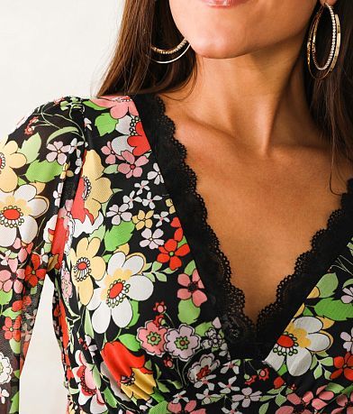 Willow &amp; Root Floral Mesh Top misc detail 2 view