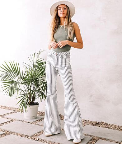 Judy Blue&#174; Ultra High Rise Super Flare Jean misc detail 2 view