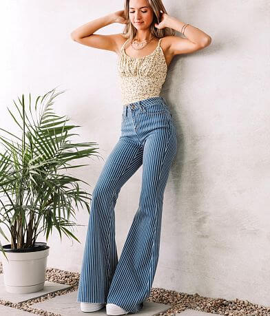 Judy Blue&#174; Ultra High Rise Super Flare Jean MISC_DETAIL_2