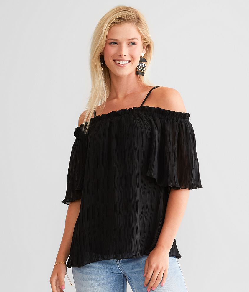 Daytrip Cold Shoulder Crinkle Top