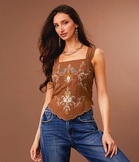 Scalloped Hanky Hem Tank Top