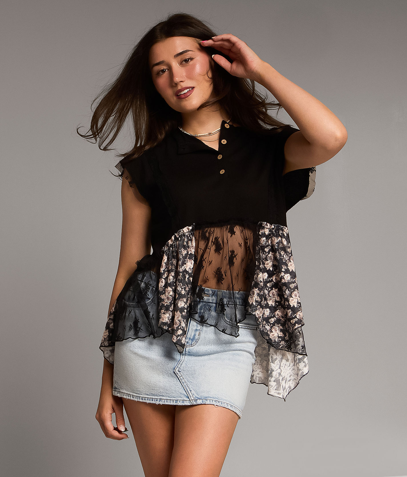 茶 bkS BKE Pieced Floral Lace Henley - Women's Shirts & Blouses in Black