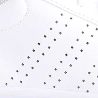 White Grey Violet Gum