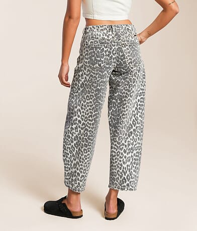 KanCan Horseshoe Cheetah Print Stretch Jean BACK