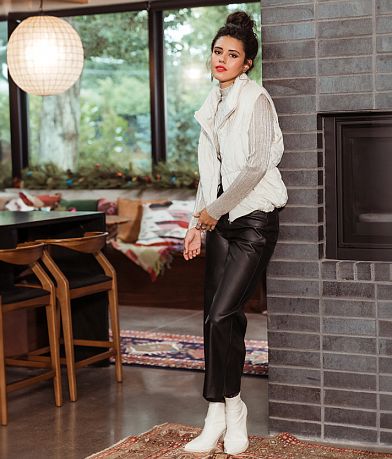 KanCan High Rise Cropped Wide Leg Pleather Pant MISC_DETAIL_3