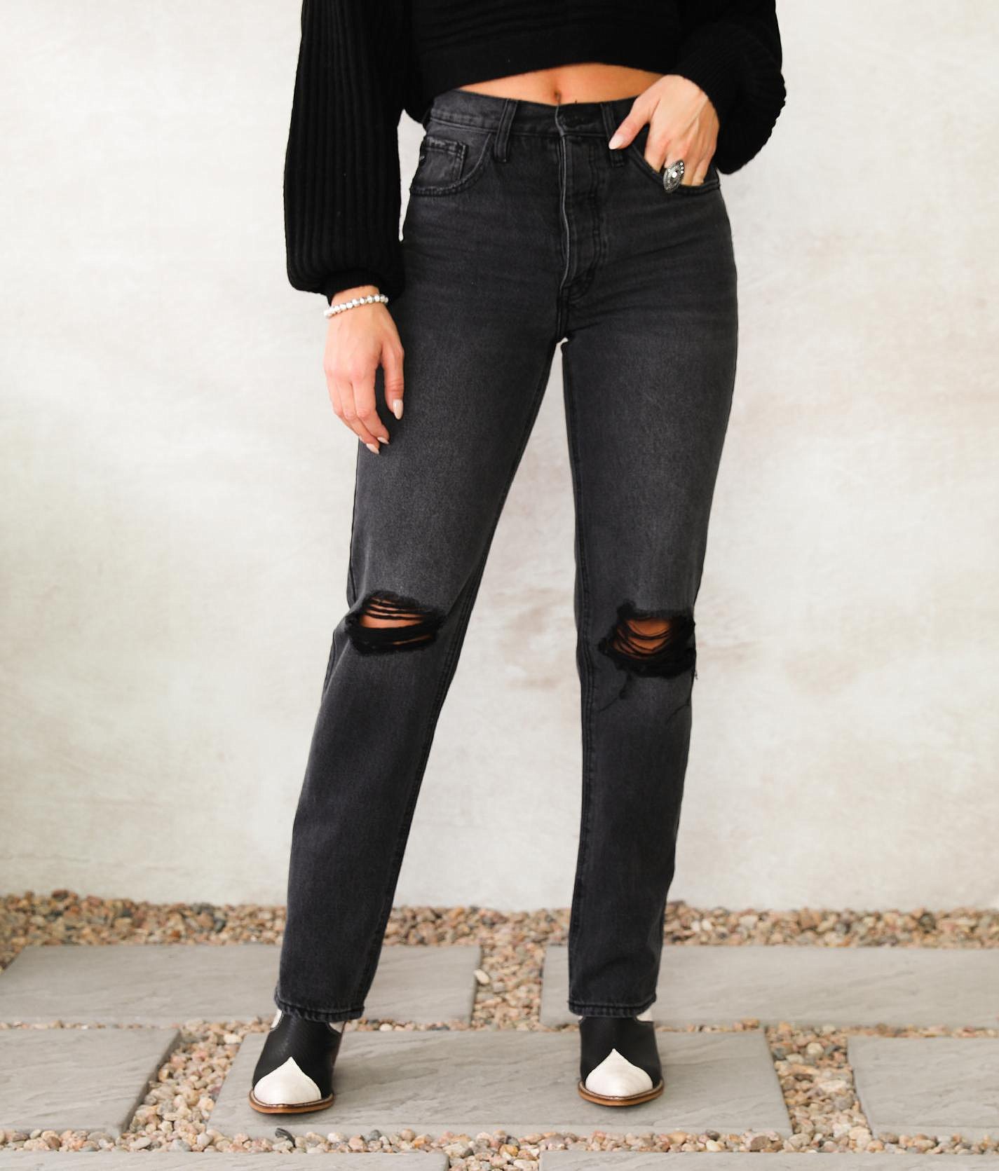 black 90s boyfriend jeans