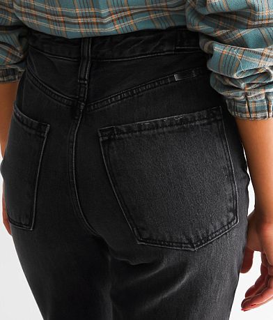 KanCan 90s Straight Jean back pocket view
