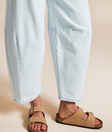 KanCan Signature Horseshoe Striped Stretch Jean misc detail 1 view