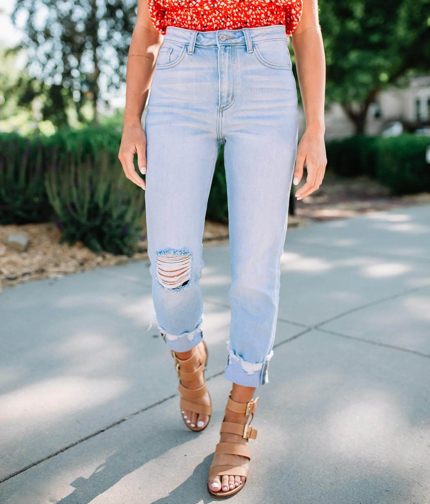 mom fit jeans style