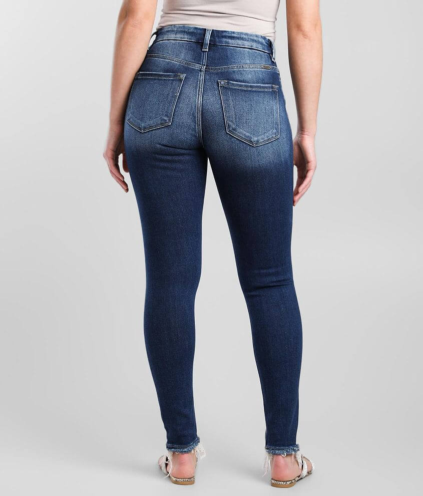 Kurvy Mid-Rise Skinny Jean