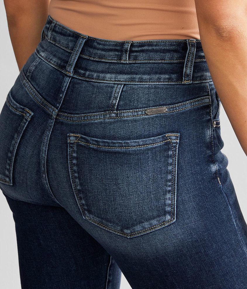 Kurvy Ultra High Straight Jean