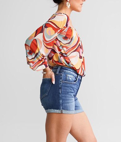 KanCan Signature High Rise Stretch Cuffed Short FULL_RIGHT_SIDE