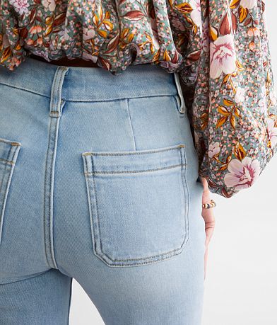 KanCan Signature High Rise Cropped Straight Stretch Jean back pocket view