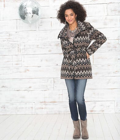 BKE Chevron Coat MISC_DETAIL_4