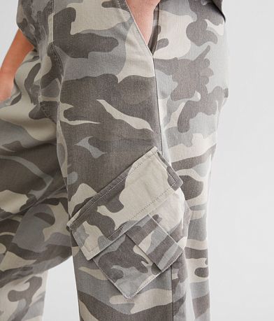Klesis Camo Wide Leg Cargo Pant MISC_DETAIL_1