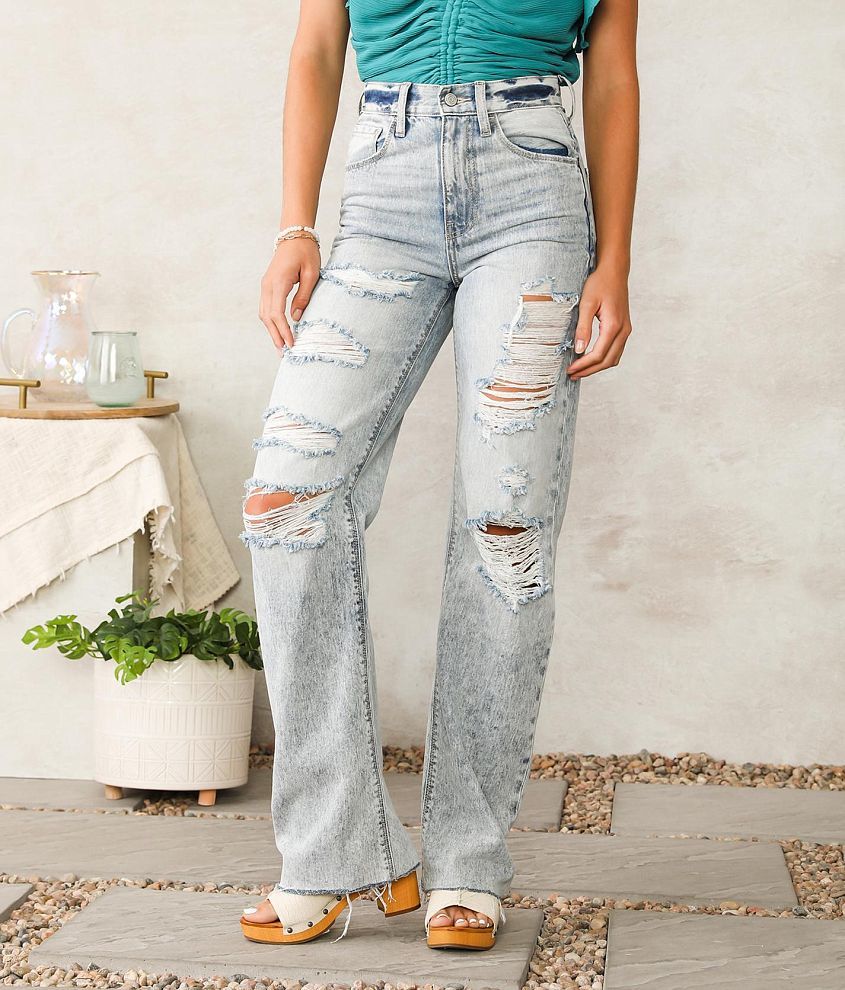 Willow &#38; Root The Vintage Wide Leg Jean front view