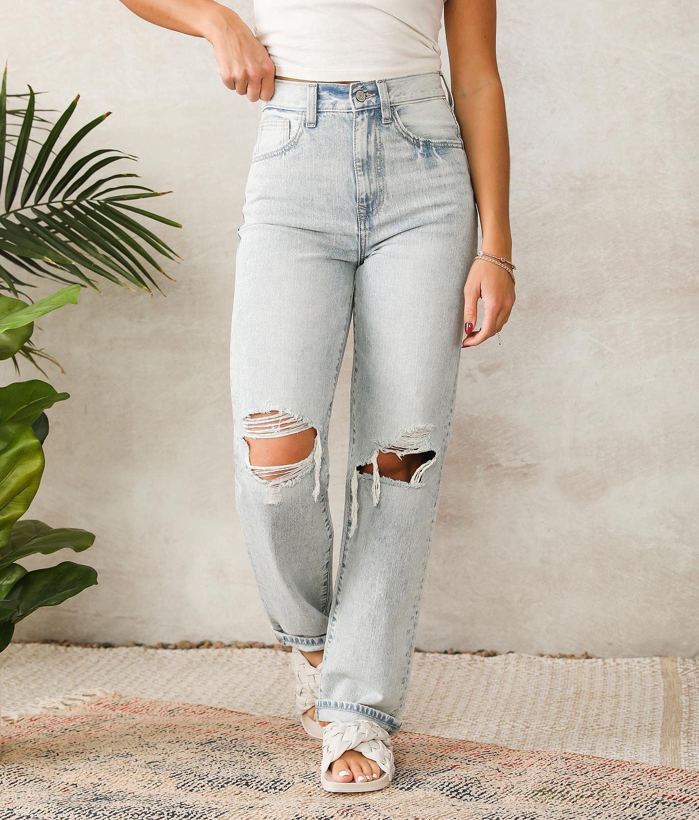 Willow & Root The Vintage Dad Jean - Women's Jeans in River | Buckle