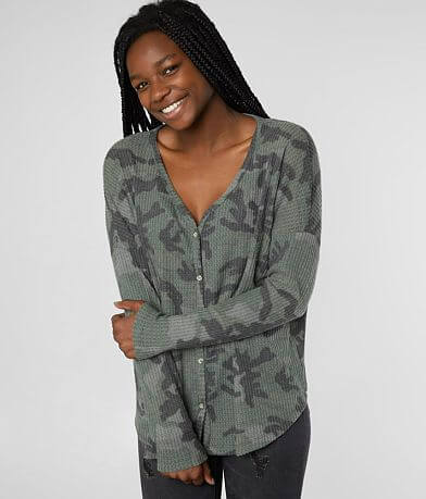 BKE Camo Waffle Knit Top full left side view