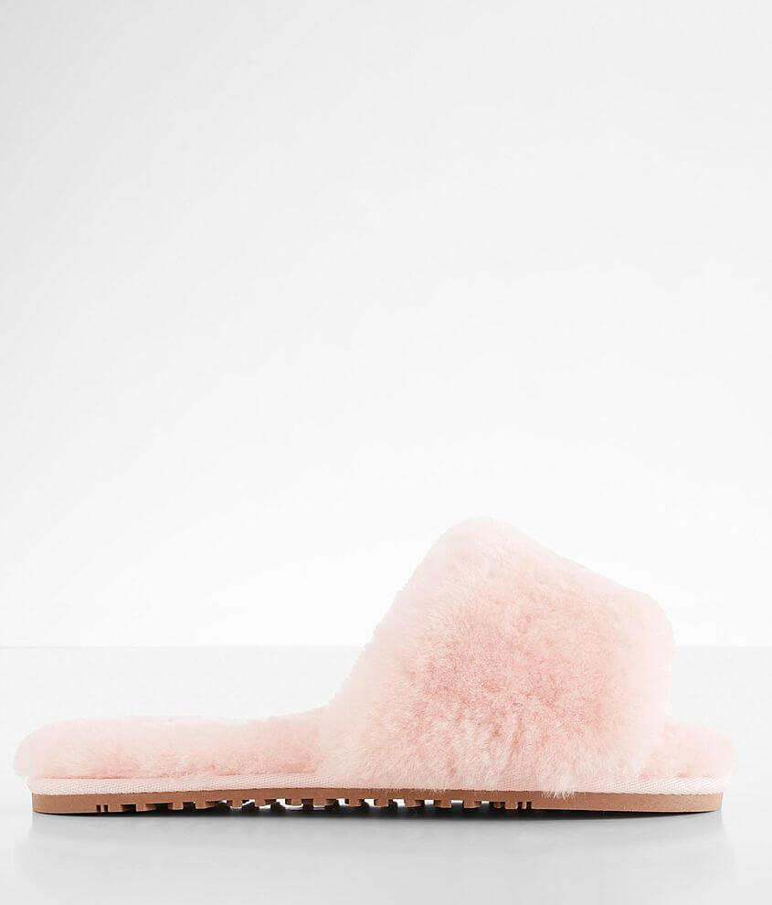 Lamo Naomi Sheepskin Slipper Women s Shoes in Rose Buckle