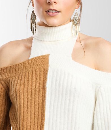 red by BKE Color Block Turtleneck Sweater MISC_DETAIL_1