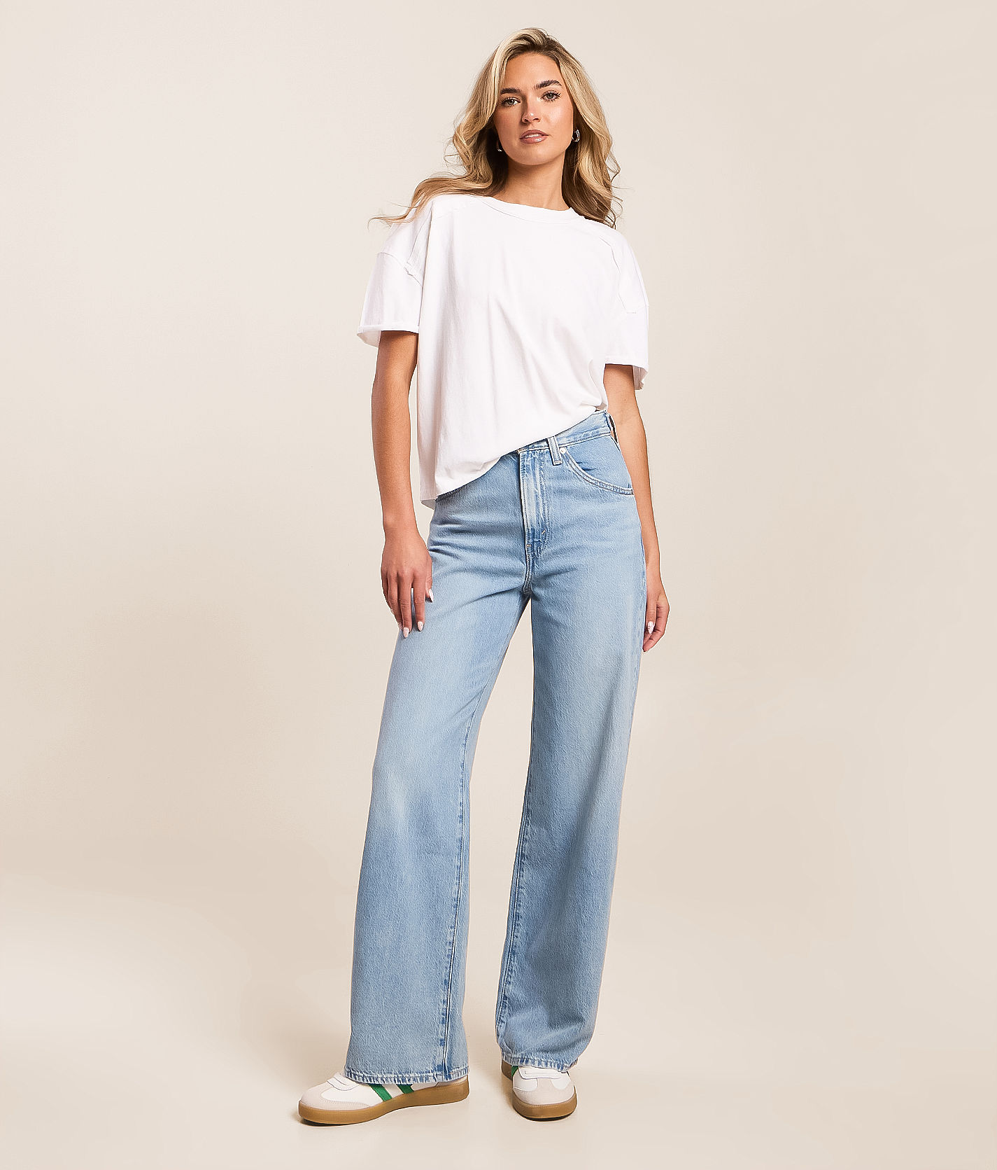 シンゴ38 Levi's® Cinch Baggy Wide Leg Jean - Women's Jeans in Invested
