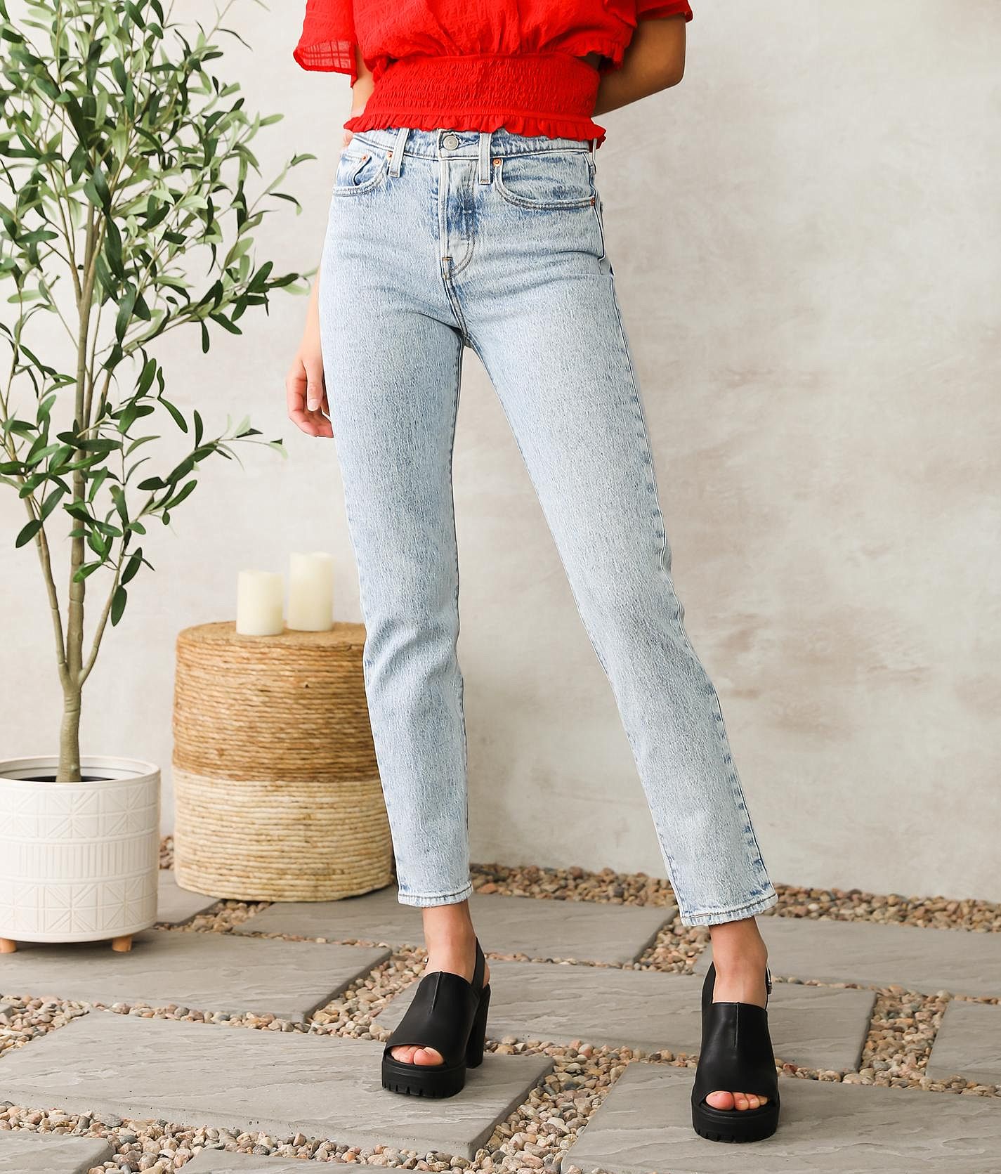 Levi's® Premium Wedgie Icon Jean - Women's Jeans in Samba Gap | Buckle