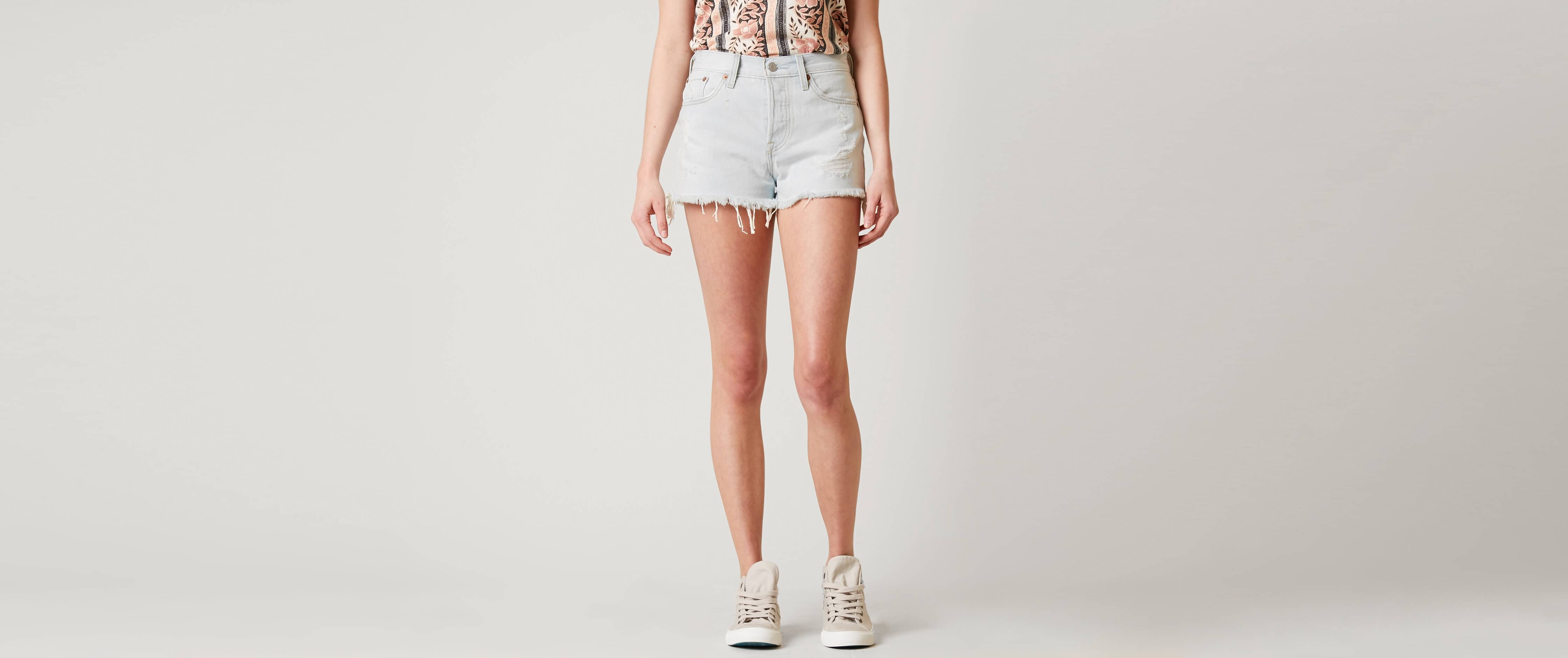 levi's frayed denim wedgie short