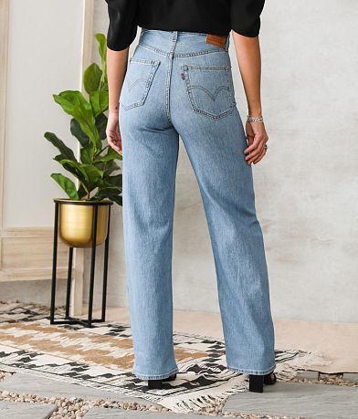 Levi&apos;s&#174; Premium High Loose Straight Jean BACK