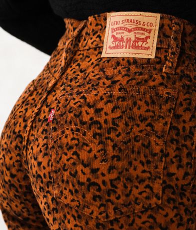 Levi&apos;s&#174; Wedgie Straight Corduroy Pant BACK_POCKET
