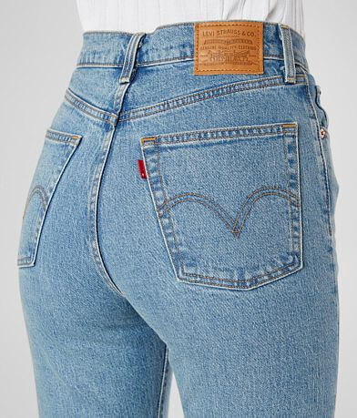 Levi&apos;s&#174; Ribcage Cropped Flare Jean BACK_POCKET