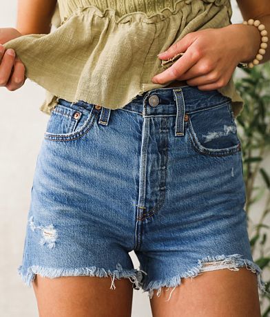 Levi&apos;s&#174; Premium Ribcage Short MISC_DETAIL_1