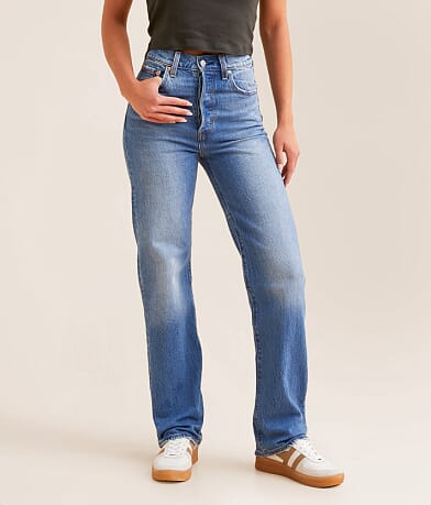 Levi's® Ribcage Straight Stretch Jean front view