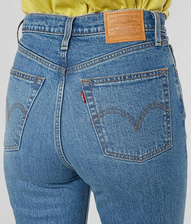 Levi&apos;s&#174; Premium Ribcage Flare Jean back pocket view