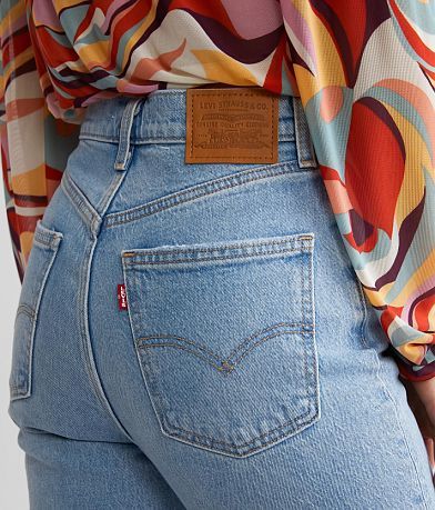 Levi&apos;s&#174; 70&apos;s High Rise Flare Jean BACK_POCKET