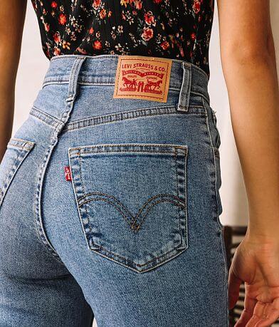 Levi&apos;s&#174; High Rise Cropped Flare Jean back pocket view