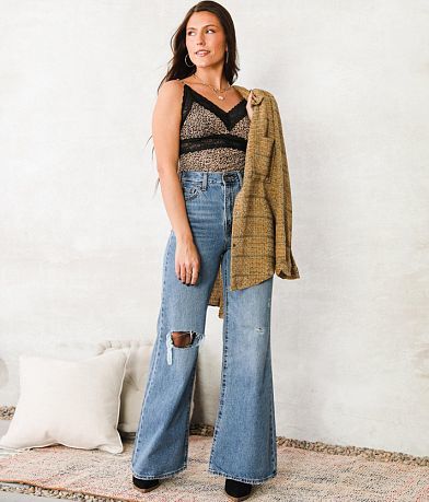 Levi&apos;s&#174; High Loose Flare Jean MISC_DETAIL_2