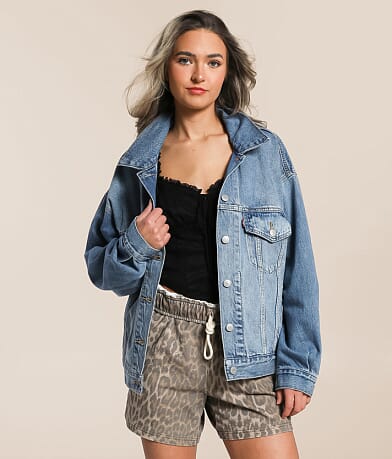 Levi's® Premium 90s Denim Trucker Jacket front view