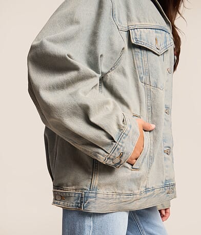 XL Denim Trucker Jacket thumbnail 4
