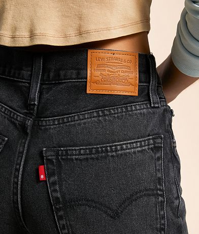 Levi&apos;s&#174; Premium Baggy Dad Jean back pocket view