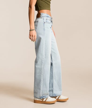 Premium Low Loose Jean thumbnail 3
